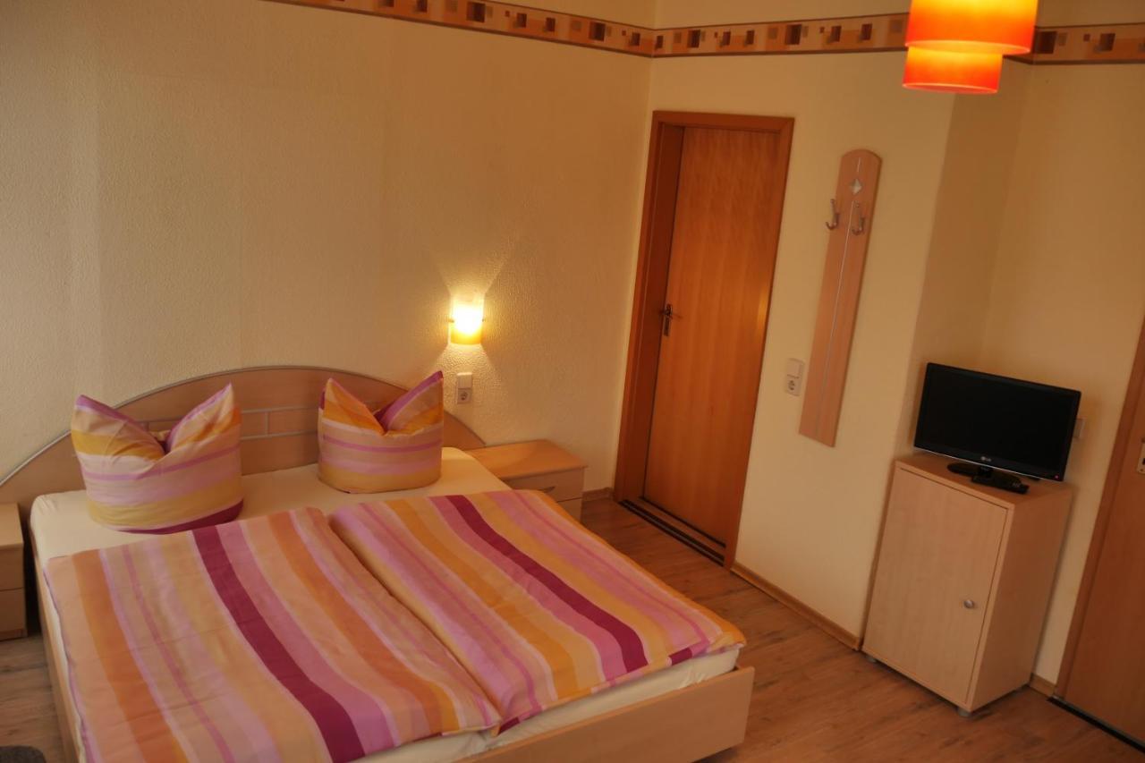 Guenstiges Doppelzimmer Saechsische Schweiz Mittelndorf Exterior photo